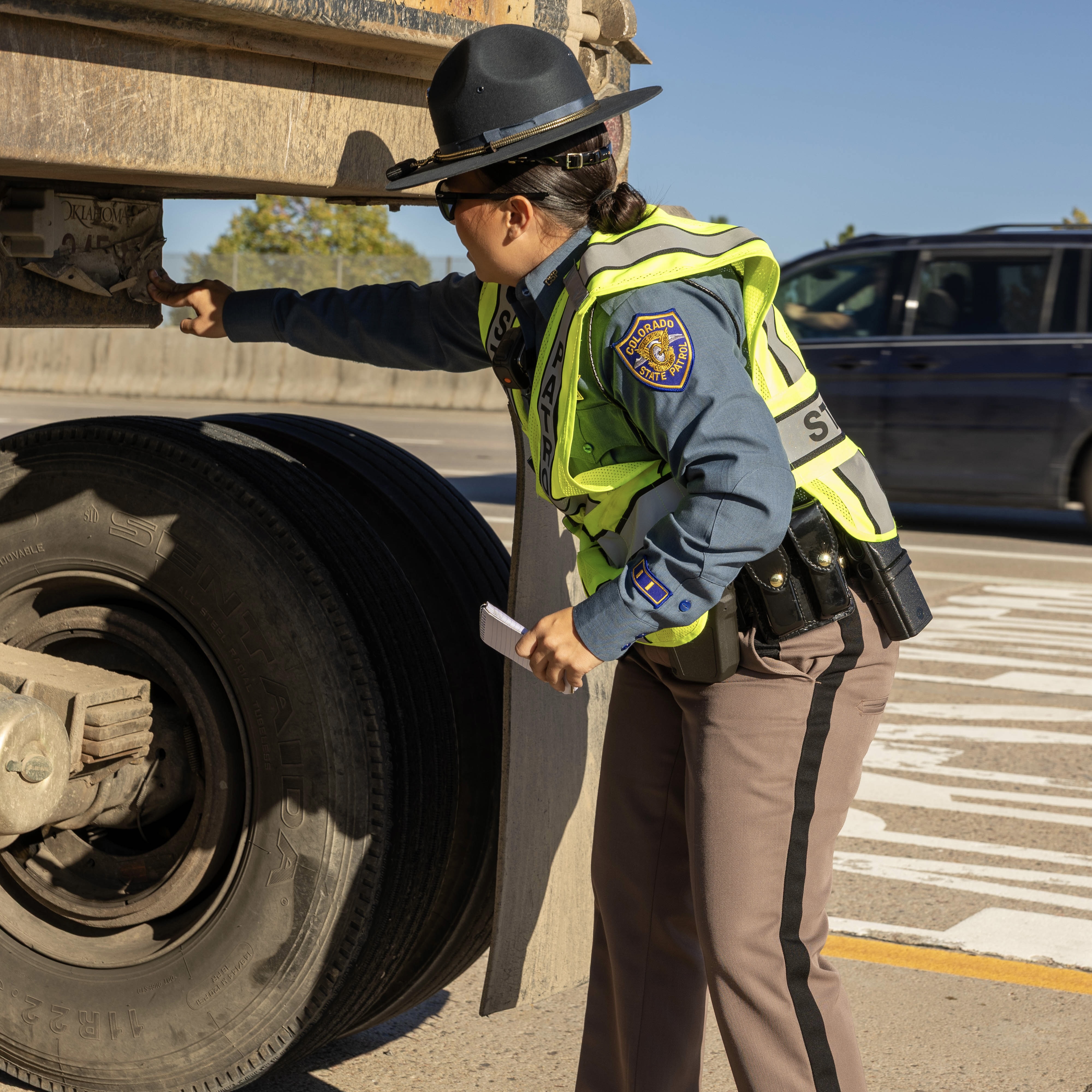Trooper inspecting commercial motor vehicle